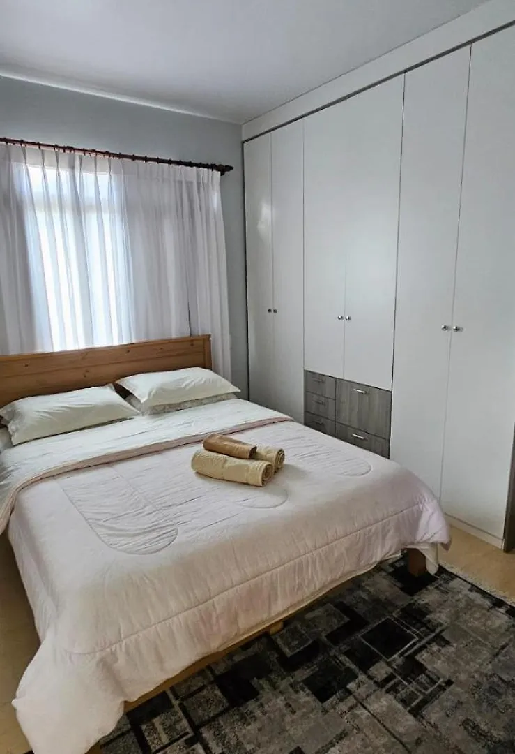 Apartamento Familia No Centro De Pomerode Apartament